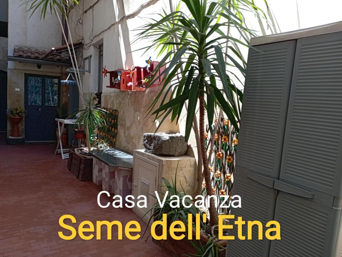 Villa Seme Dell' Etna à Catane Extérieur photo